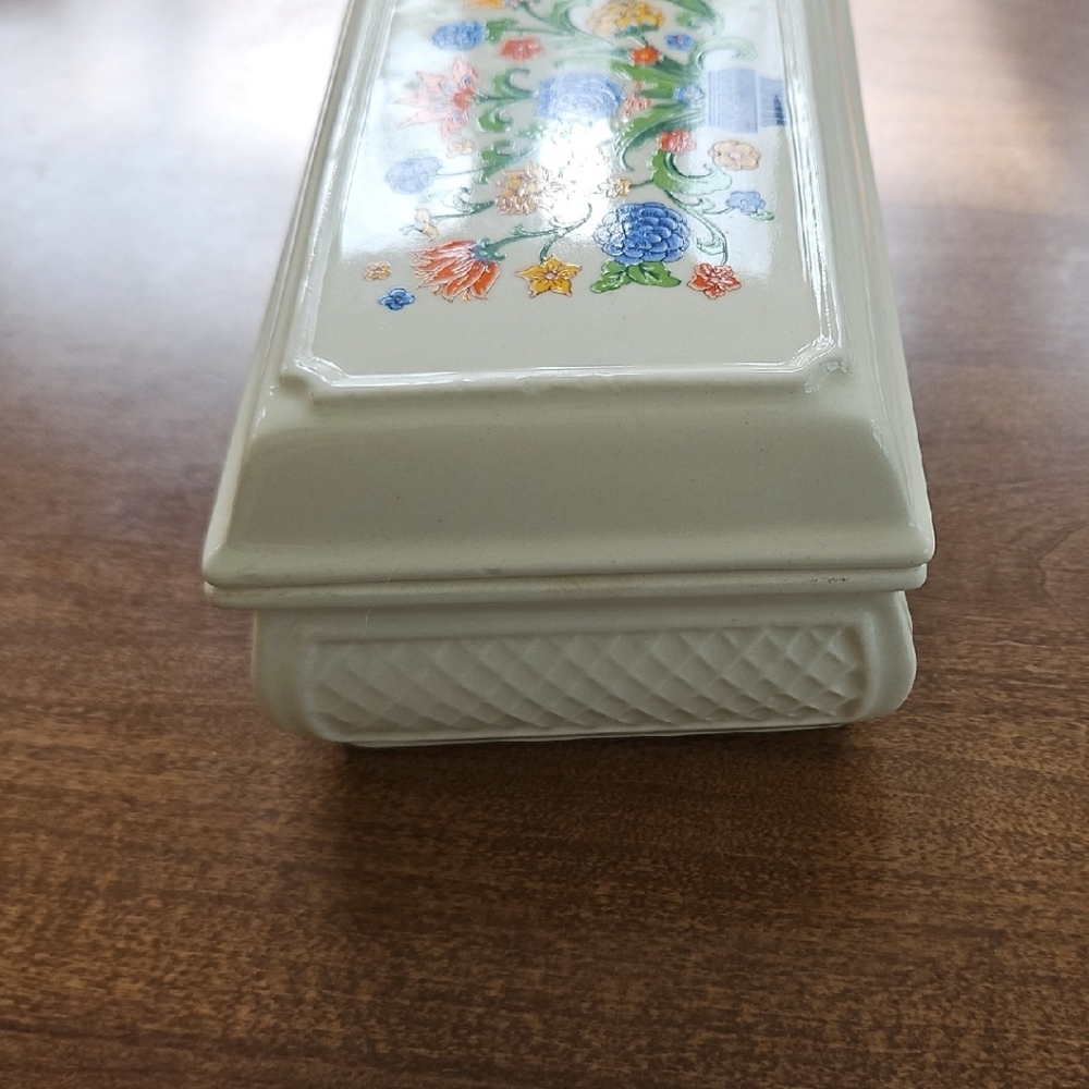 Vintage Max Factor “Hypnotique” Ceramic Trinket Box - Picture 5 of 7